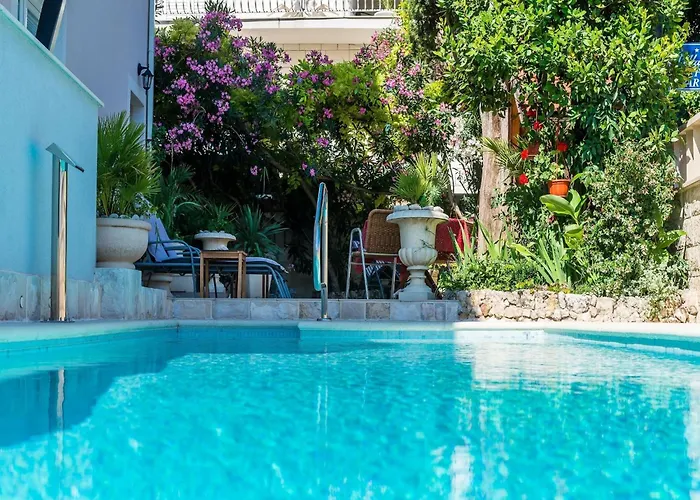 Apartmán Aura - Comfort 7 With Shared Swimming Pool Dubrovník