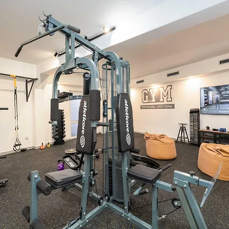 Aura - Comfort 7 With Shared Swimming Pool Lägenhet *