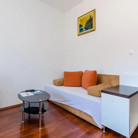 Aura - Comfort 7 With Shared Swimming Pool Dubrovnik